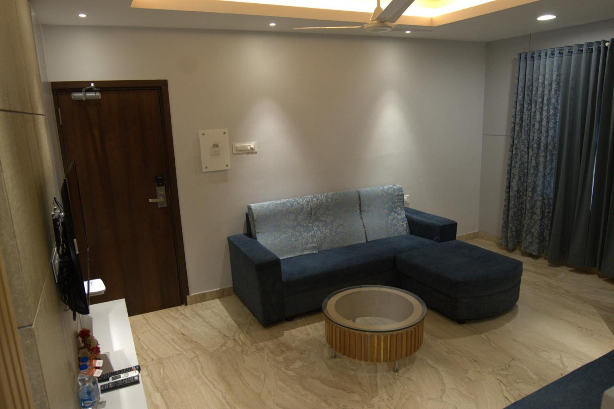 Chola Serviced Apartment Tiruchirappalli エクステリア 写真