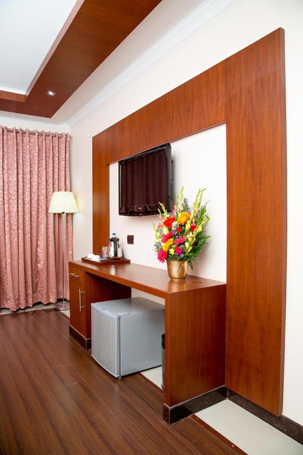 Chola Serviced Apartment Tiruchirappalli エクステリア 写真